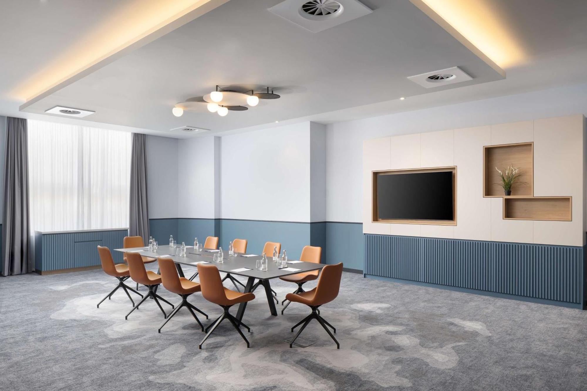 Doubletree By Hilton Brighton Metropole Hotel Ngoại thất bức ảnh